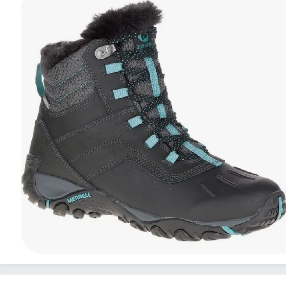 Merrell Atmos Mid Womans Black 300 Gram Fleece Lined Boots, Size 8.5
